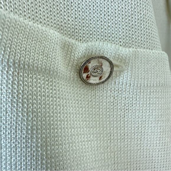 CHANEL women blouse size 40 FR or size 8 US Authentic Retail 3800$ - Picture 3 of 16